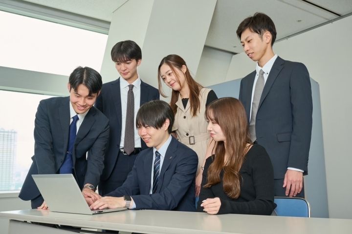 株式会社リツビ
