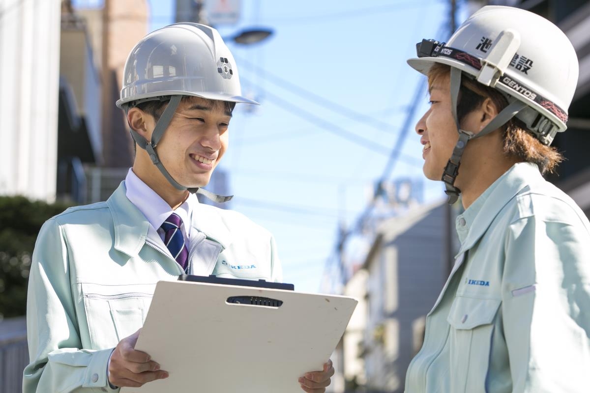 ＼土木・建築系学生積極募集！／ 伝統建設にも携われる施工管理職をー。