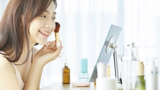 大学生はメイクしないと不便?周りから浮く?するべき理由をわかりやすく解説