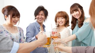 飲みサーの特徴と見分け方!失敗しないサークルの選び方