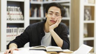 留年すると就活で不利になる?面接で留年の理由を訊かれる?